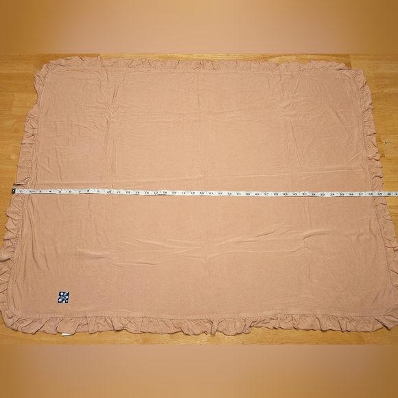 Kickee Pants Ruffled Baby Blanket, EUC - Picture 7 of 11